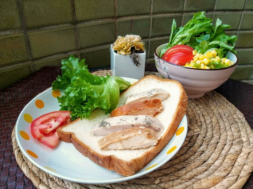 【美食】「Nice Green 美蔬菜超市 東門店」美蔬菜、舒肥雞胸肉、極品燉湯，中正區超市推薦