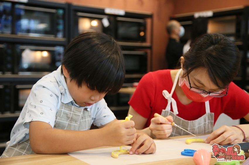 【台南美食】台南DIY烘焙教室！孩子們的甜蜜糖果屋，當天壽星可免費手作生日蛋糕：Day By Day甘單作 - 熱血玩台南。跳躍新世界