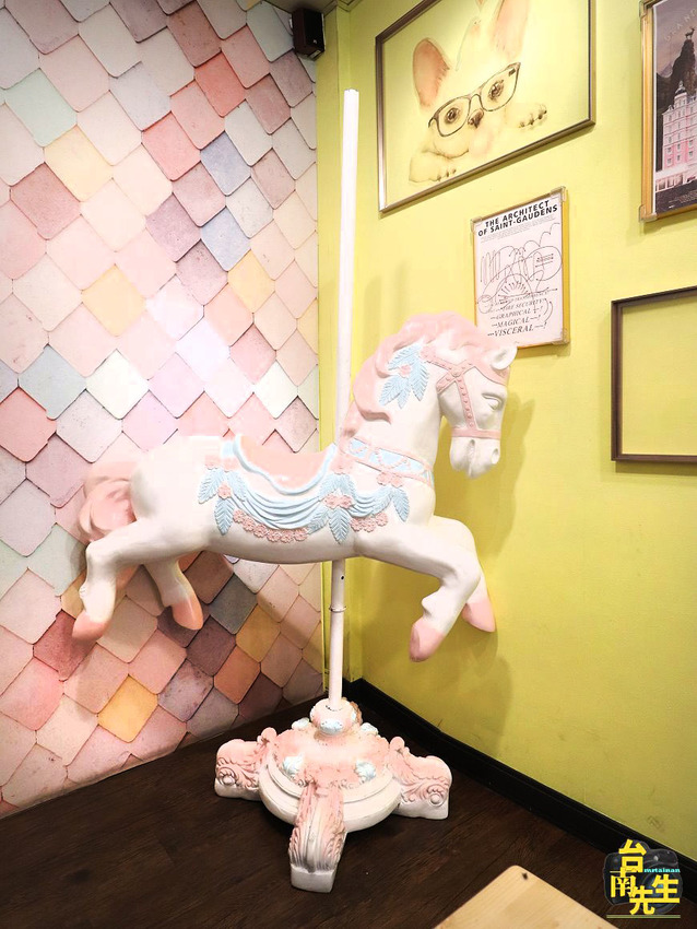 台南牛排館／沙拉濃湯吐司餅乾飲料自助吧吃到飽／免費加飯或加麵／嚴選食材搭配主廚特調醬汁／用餐環境寬敞舒適／料多實在CP值高