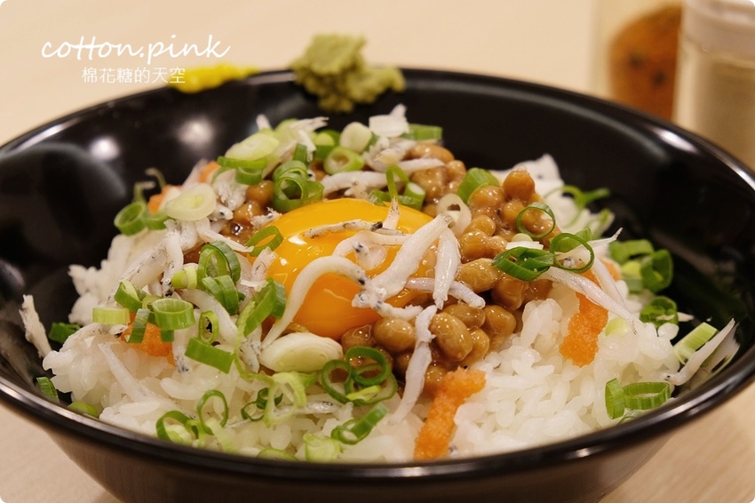 這牽絲你可以嗎?台中逢甲出現日本街邊小店~湘太郎吃得到納豆蓋飯! 這牽絲你可以嗎?台中逢甲出現日本街邊小店~湘太郎吃得到納豆蓋飯!