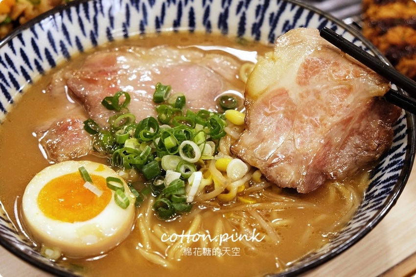 這牽絲你可以嗎?台中逢甲出現日本街邊小店~湘太郎吃得到納豆蓋飯! 這牽絲你可以嗎?台中逢甲出現日本街邊小店~湘太郎吃得到納豆蓋飯!