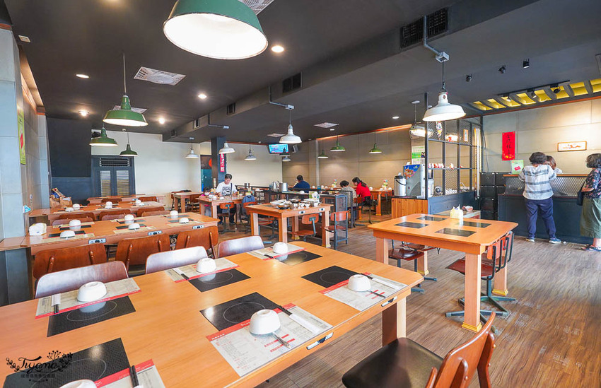台南東區火鍋》錢源日式涮涮鍋崇道店，平價環境優，用料實在的台南老字號涮涮鍋，參加活動肉盤加量50% @緹雅瑪 美食旅遊趣