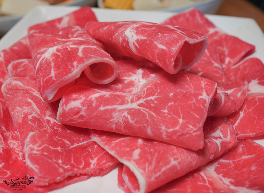 台南東區火鍋》錢源日式涮涮鍋崇道店，平價環境優，用料實在的台南老字號涮涮鍋，參加活動肉盤加量50% @緹雅瑪 美食旅遊趣