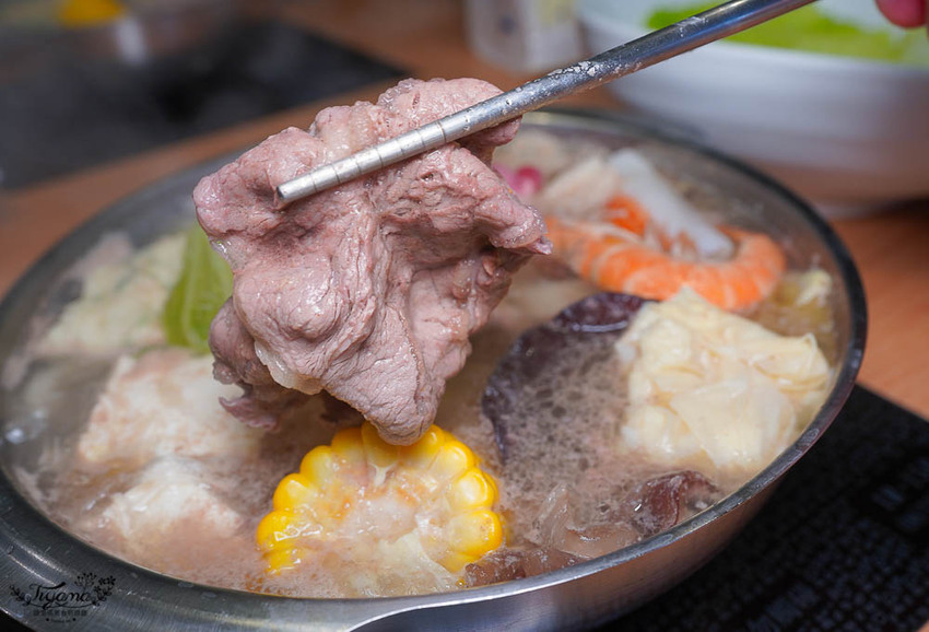 台南東區火鍋》錢源日式涮涮鍋崇道店，平價環境優，用料實在的台南老字號涮涮鍋，參加活動肉盤加量50% @緹雅瑪 美食旅遊趣