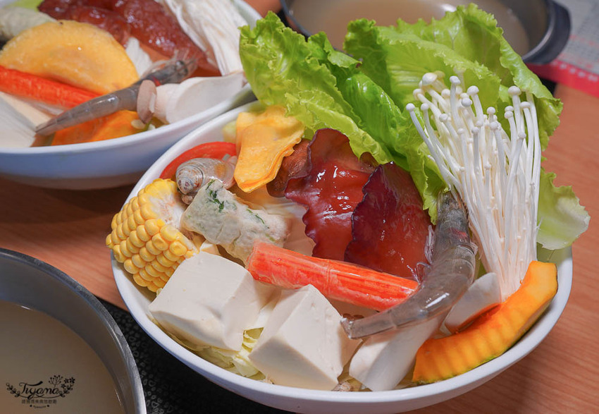 台南東區火鍋》錢源日式涮涮鍋崇道店，平價環境優，用料實在的台南老字號涮涮鍋，參加活動肉盤加量50% @緹雅瑪 美食旅遊趣