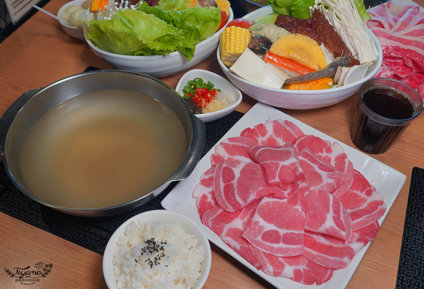 台南東區火鍋》錢源日式涮涮鍋崇道店，平價環境優，用料實在的台南老字號涮涮鍋，參加活動肉盤加量50% @緹雅瑪 美食旅遊趣
