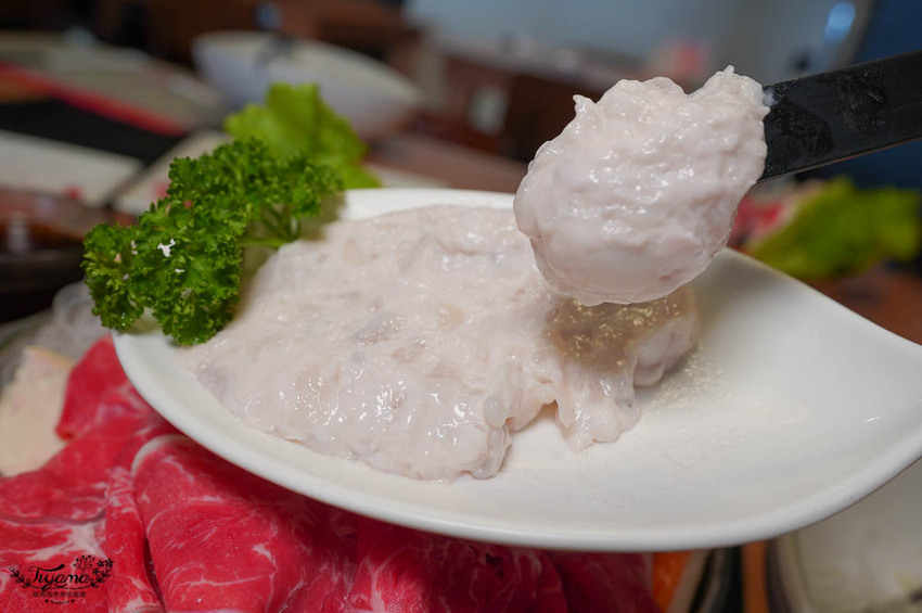 台南東區火鍋》錢源日式涮涮鍋崇道店，平價環境優，用料實在的台南老字號涮涮鍋，參加活動肉盤加量50% @緹雅瑪 美食旅遊趣