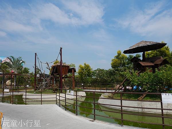 嘉義民雄三隻小豬11.JPG 嘉義民雄三隻小豬11.JPG