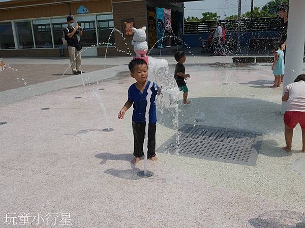 嘉義民雄三隻小豬26.JPG 嘉義民雄三隻小豬26.JPG