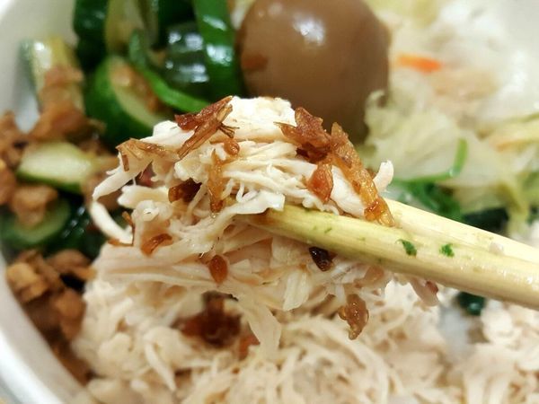 長春便當_古早味雞肉絲滷蛋飯盒 (7).jpg