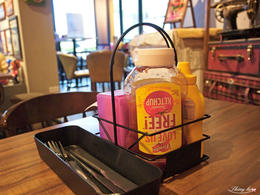 LOVSS Burger 樂漢堡美式餐廳12.JPG