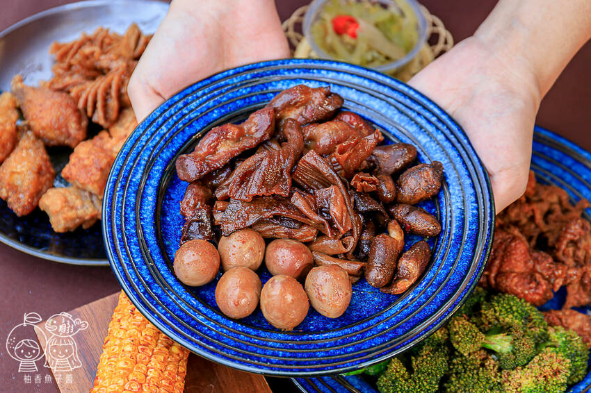 健美先生激炸滷味，先滷後炸最對味！老饕必吃冠軍大腸頭，還有南部超夯「天梯」與「口香糖」！