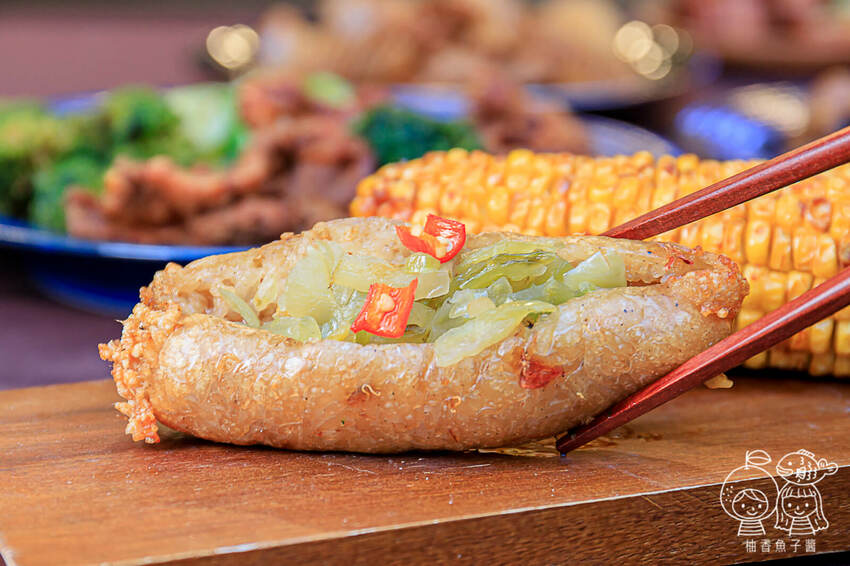 健美先生激炸滷味，先滷後炸最對味！老饕必吃冠軍大腸頭，還有南部超夯「天梯」與「口香糖」！