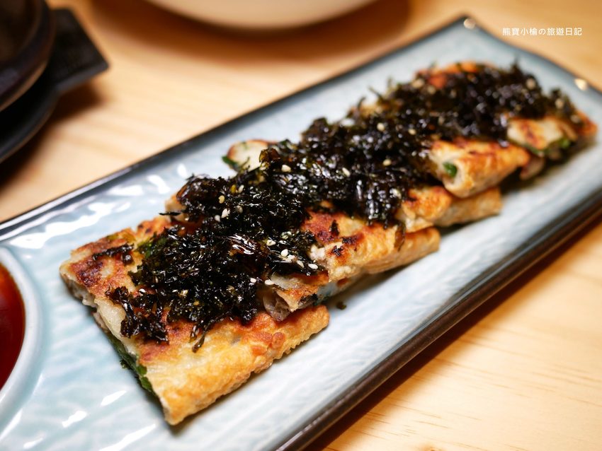 【新竹美食】東京純豆腐新竹SOGO店,新竹巨城百貨SOGO B1吃四方餐廳,日式手打烏龍麵套餐新上市!還有必吃的海之幸純豆腐鍋,鹽鹵豆腐超綿密,內文附詳細菜單價位介紹。 @熊寶小榆の旅遊日記