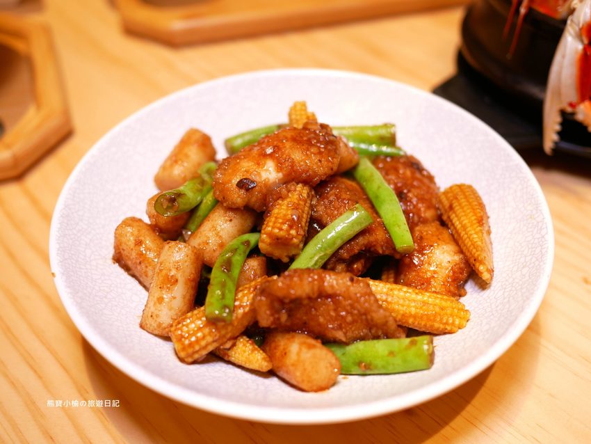 【新竹美食】東京純豆腐新竹SOGO店,新竹巨城百貨SOGO B1吃四方餐廳,日式手打烏龍麵套餐新上市!還有必吃的海之幸純豆腐鍋,鹽鹵豆腐超綿密,內文附詳細菜單價位介紹。 @熊寶小榆の旅遊日記