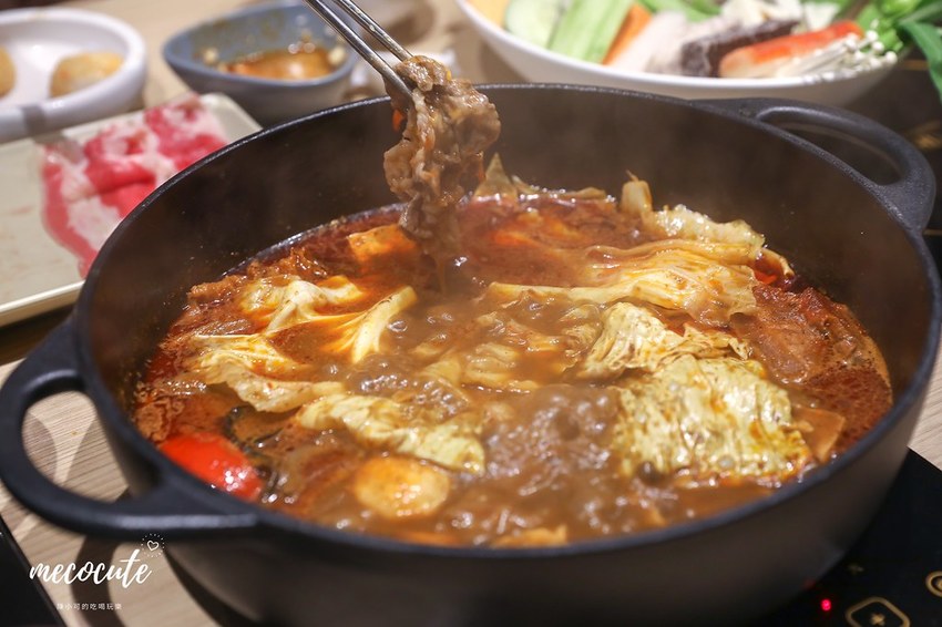 十二鍋菜單,台北火鍋,士林火鍋,火鍋消夜,石二鍋 • 12Fresh,石二鍋Fresh士林中正店,石二鍋Fresh菜單12Fresh菜單,石二鍋剝皮辣椒雞,石二鍋士林,石二鍋菜單,石二鍋訂位 @陳小可的吃喝玩樂