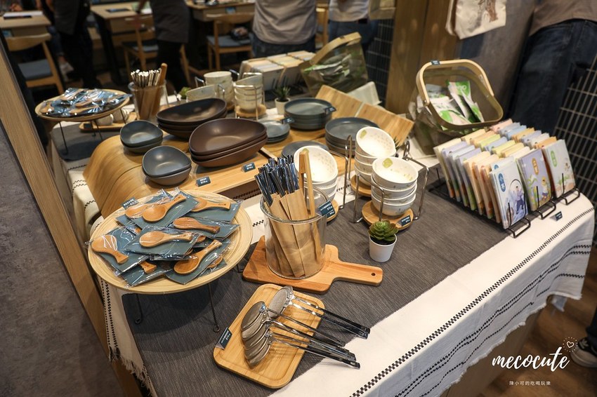 十二鍋菜單,台北火鍋,士林火鍋,火鍋消夜,石二鍋 • 12Fresh,石二鍋Fresh士林中正店,石二鍋Fresh菜單12Fresh菜單,石二鍋剝皮辣椒雞,石二鍋士林,石二鍋菜單,石二鍋訂位 @陳小可的吃喝玩樂