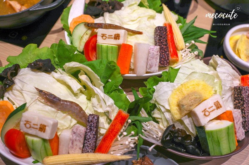 十二鍋菜單,台北火鍋,士林火鍋,火鍋消夜,石二鍋 • 12Fresh,石二鍋Fresh士林中正店,石二鍋Fresh菜單12Fresh菜單,石二鍋剝皮辣椒雞,石二鍋士林,石二鍋菜單,石二鍋訂位 @陳小可的吃喝玩樂