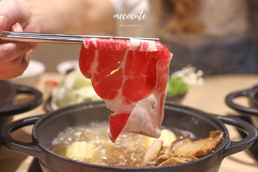 十二鍋菜單,台北火鍋,士林火鍋,火鍋消夜,石二鍋 • 12Fresh,石二鍋Fresh士林中正店,石二鍋Fresh菜單12Fresh菜單,石二鍋剝皮辣椒雞,石二鍋士林,石二鍋菜單,石二鍋訂位 @陳小可的吃喝玩樂