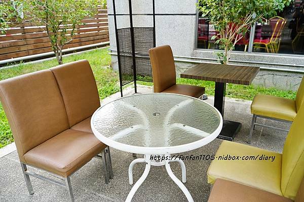 【台中南區烤鴨】ACHU DUCK 阿秋小肥鴨 #一鴨三吃 #鹹酥鴨 #台中烤鴨三吃 #台中烤鴨外帶 (2).JPG