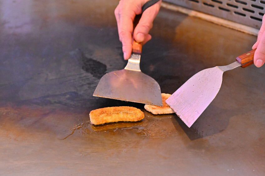 台中市東區台中30年精緻又平價台中鐵板燒老字號 獨享海陸特餐整桌超豐盛/邑鐵板燒