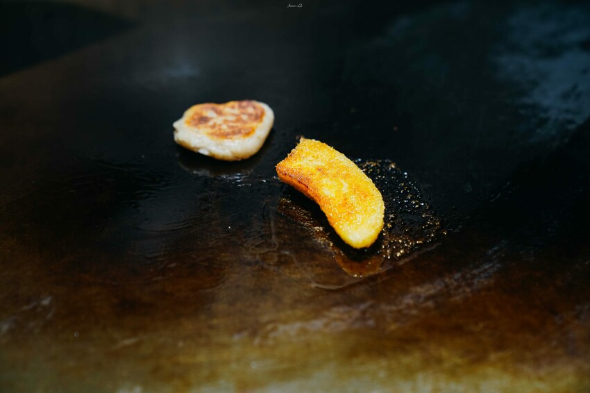 台中市東區【台中東區｜美食】邑鐵板燒。東區平價鐵板燒推薦，老字號堅持傳統料理方式，食材新鮮夠味