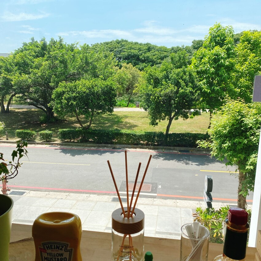 桃園青埔隱藏版美食—不挑食BUTIAOSHI，愜意又舒適的環境坐一整天都沒問題