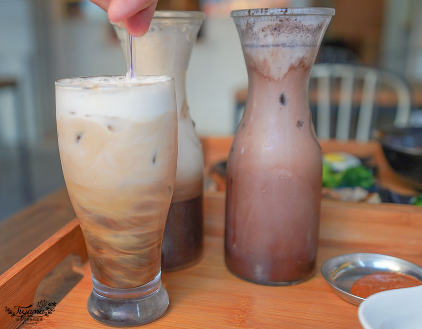 這間台南百元小資美食，好吃又便宜！！每週三咖啡7折，韓式起司拉麵、巨大顆手工水餃，近臺南市美術館2館