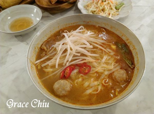 越亮 微風北車店 河粉 越南麵包 台北越式料理 台北越南料理