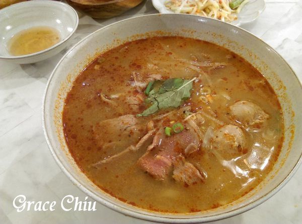 越亮 微風北車店 手沖生牛肉河粉台北越式料理 台北越南料理