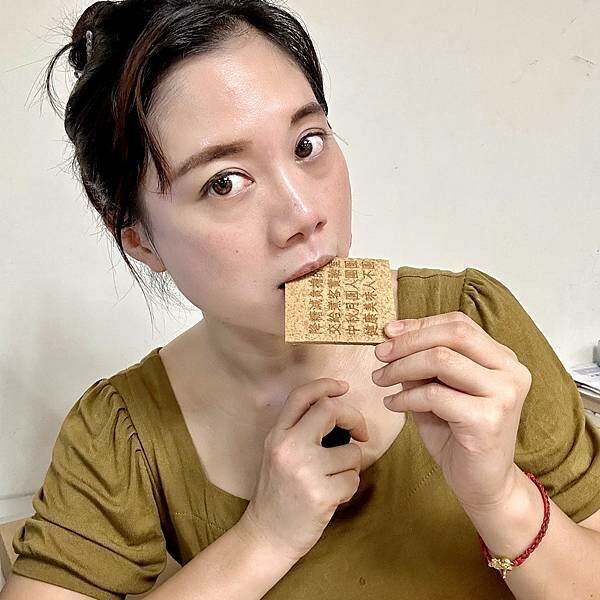 中秋明月禮盒開箱/煮客實驗室非月餅禮盒分享-減糖又好吃的美觀甜點/夢幻馬林糖-馬卡龍色超美又好吃，第一次