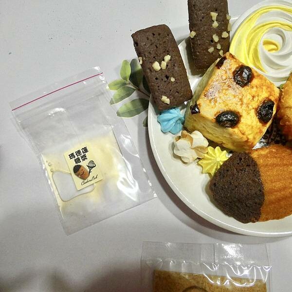 中秋明月禮盒開箱/煮客實驗室非月餅禮盒分享-減糖又好吃的美觀甜點/夢幻馬林糖-馬卡龍色超美又好吃，第一次