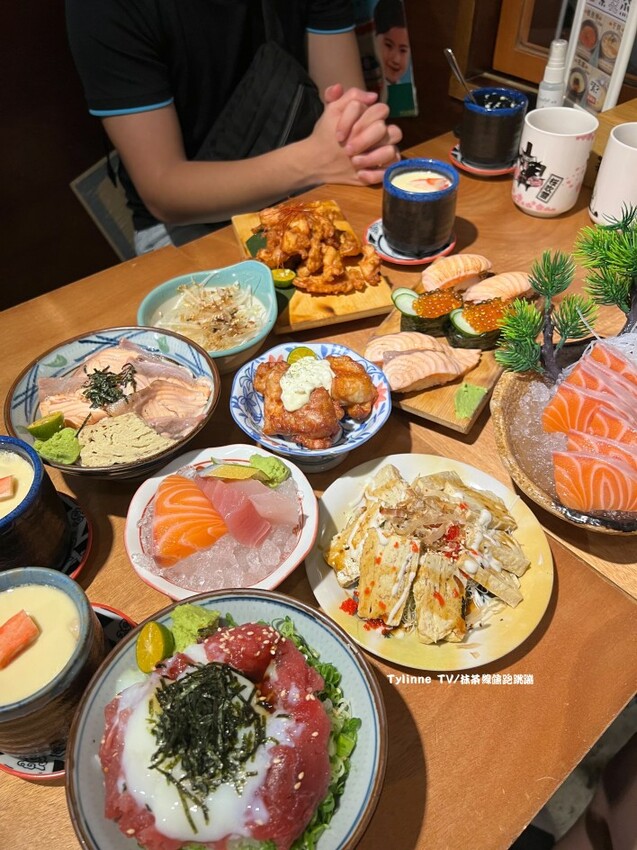 【台中西屯區美食】森川丼丼大橋橫町,日式居酒屋 | 新鮮生魚片、多樣化丼飯 | 附菜單