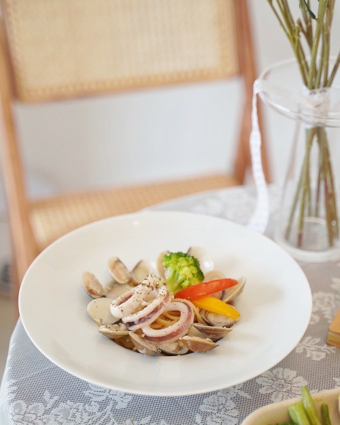 【苗栗頭份】尚順新開幕韓風『LIHO Coffee 輕食餐盒』，主打少油少鹽健康餐盒，還有咖啡、氣泡飲料、下午茶心型鬆餅優惠套餐可以選擇！ - 阿華田的美食日記