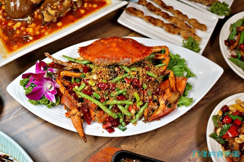 【忠孝復興】林美如 海鮮。熱炒。燒烤。酒場-google好評4.6顆星！數十種精釀啤酒、清酒以及超多的下酒菜、生猛海鮮超夠味，重點是CP值高！