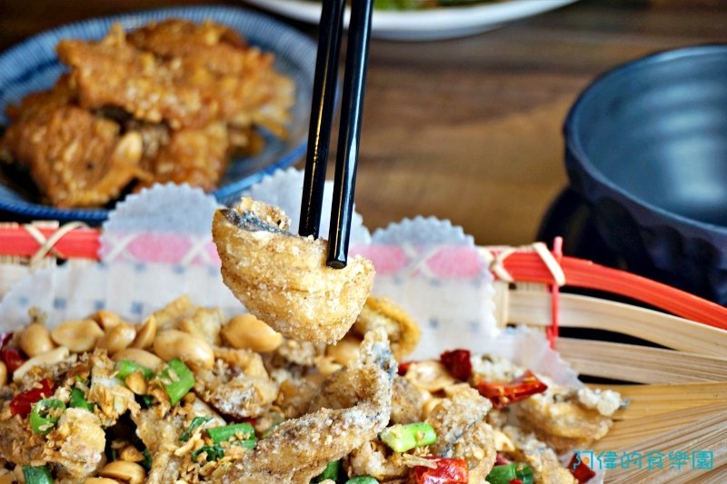 【忠孝復興】林美如 海鮮。熱炒。燒烤。酒場-google好評4.6顆星！數十種精釀啤酒、清酒以及超多的下酒菜、生猛海鮮超夠味，重點是CP值高！