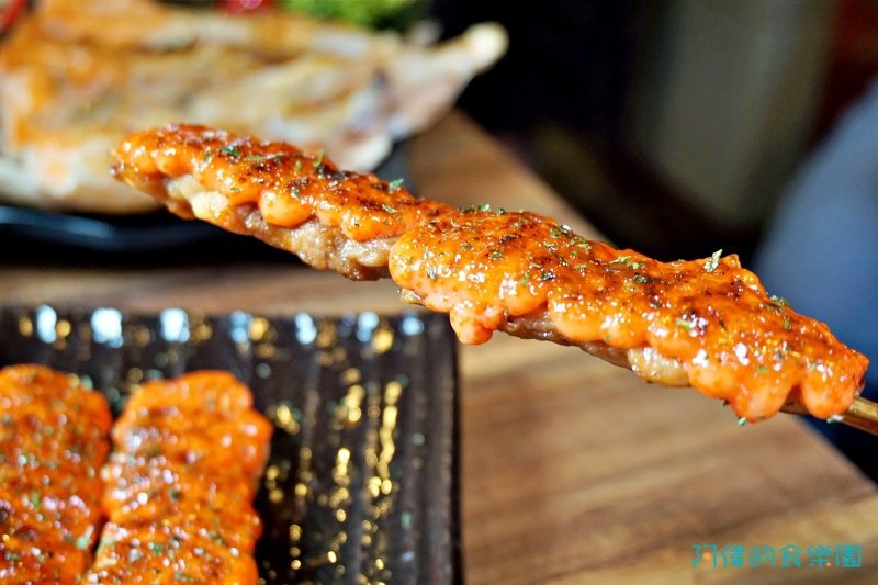 【忠孝復興】林美如 海鮮。熱炒。燒烤。酒場-google好評4.6顆星！數十種精釀啤酒、清酒以及超多的下酒菜、生猛海鮮超夠味，重點是CP值高！