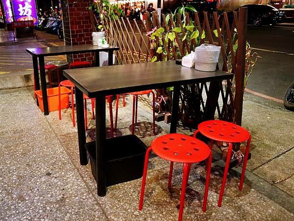 新北 板橋 食記 HIGH串燒 單身狗無罪.沒喝幾杯別裝醉~板橋區好吃到沒朋友的平價串燒店新北