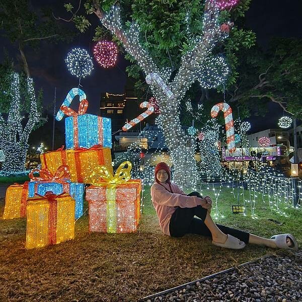 台東縣台東市台東鐵花商圈。熱鬧商圈吃喝玩樂樣樣通包,精選5商店,快來安排個多日遊迎新年