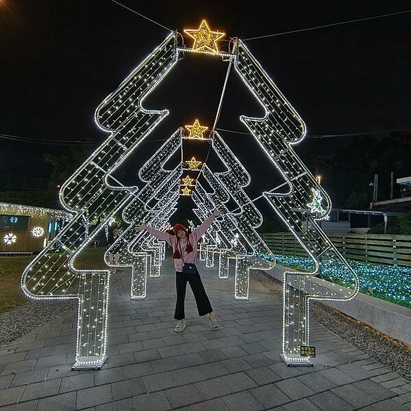 台東縣台東市台東鐵花商圈。熱鬧商圈吃喝玩樂樣樣通包,精選5商店,快來安排個多日遊迎新年