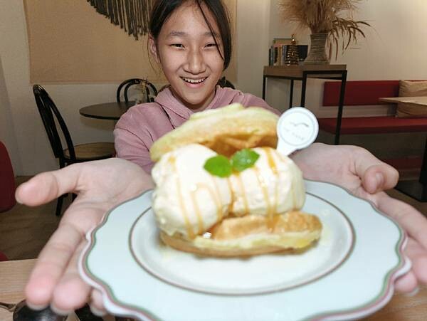 台東縣台東市台東鐵花商圈。熱鬧商圈吃喝玩樂樣樣通包,精選5商店,快來安排個多日遊迎新年