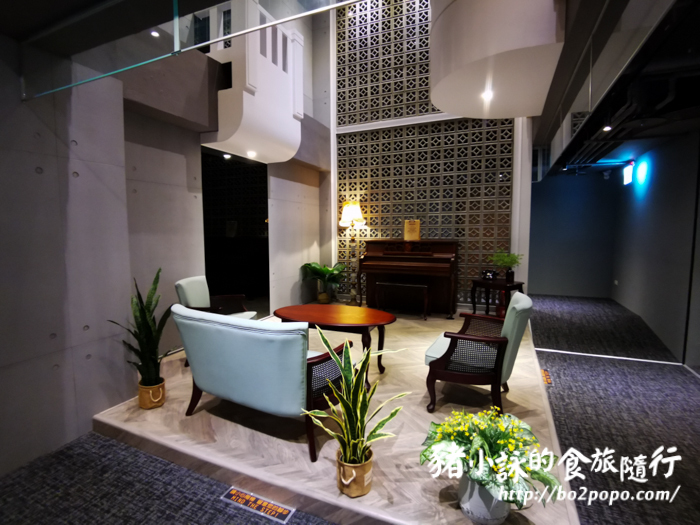 台北。萬華》町記憶旅店3館 Cho Hotel 3。價格親民的出差住宿點 - 豬小詠的食旅隨行