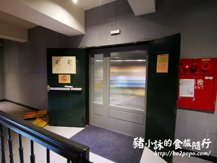 台北。萬華》町記憶旅店3館 Cho Hotel 3。價格親民的出差住宿點 - 豬小詠的食旅隨行