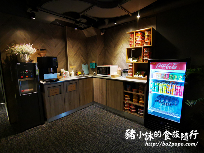 台北。萬華》町記憶旅店3館 Cho Hotel 3。價格親民的出差住宿點 - 豬小詠的食旅隨行