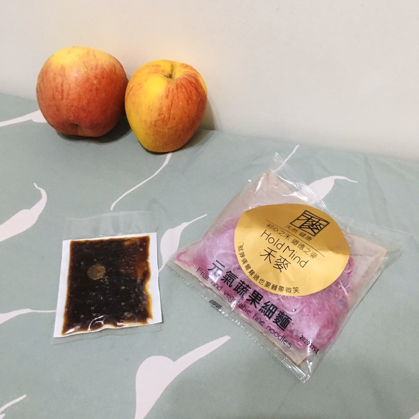 宅配|吃麵也能補充膳食纖維!「禾麥」用蔬果打造的彩色麵條，一碗就能把營養通通吃下肚!