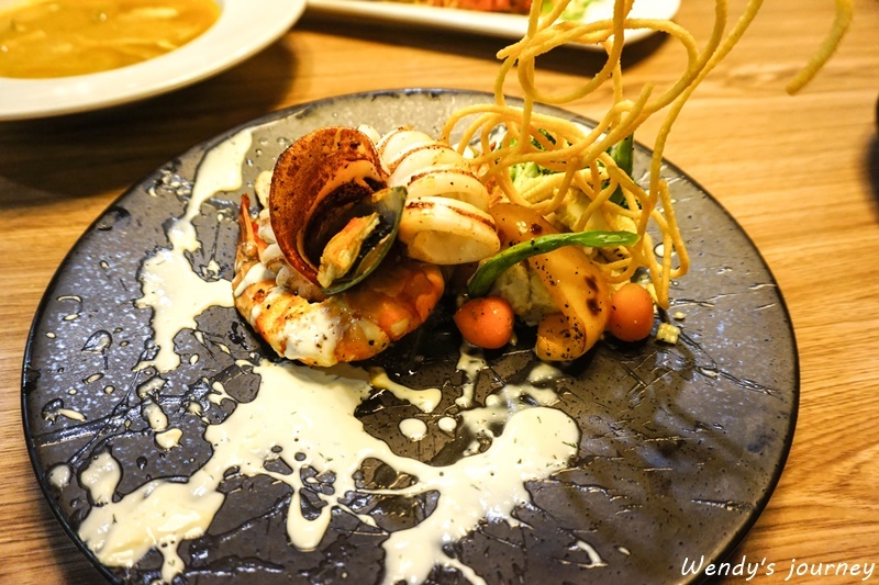 台北松山｜微笑餐桌 SMILE TABLE 龍蝦麵超推薦！美味又溫馨的約會、聚餐、親子西餐廳