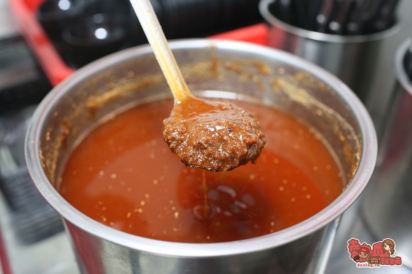 【台南火鍋】從安平開到生產路上的人氣沙茶爐,絕妙滋味一試就上癮:冠羣沙茶爐-生產店 - 熱血玩台南。跳躍新世界