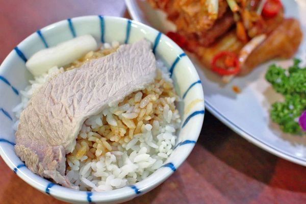 【台北美食】冇𠕇有麵擔-遼寧街夜市裡50年老字號美食小吃店