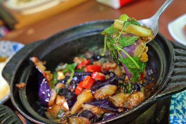 【台北美食】冇𠕇有麵擔-遼寧街夜市裡50年老字號美食小吃店