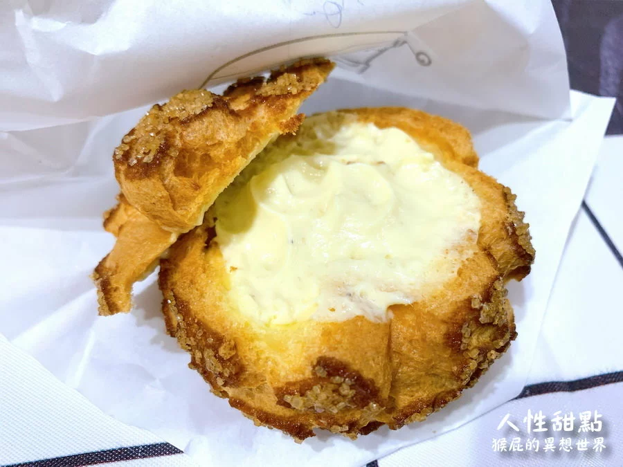 公館超人氣IG打卡甜點，爆漿泡芙每天有隱藏版口味！原味香草萊姆酒超好吃！